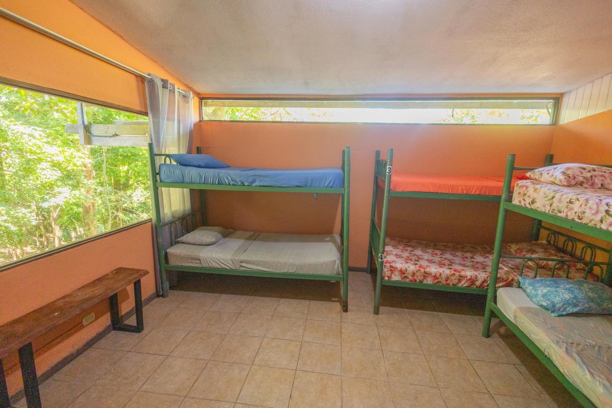New Hostel Manuel Antonio, Meet New People Dış mekan fotoğraf